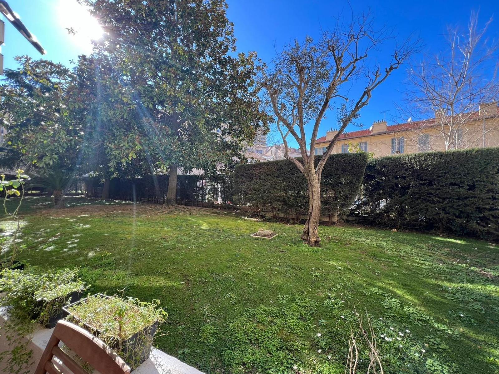 Appartement Exceptionnel Rez-de-Jardin Cannes Centre Extérieur photo